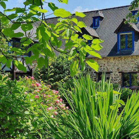 Maison En Pierre Dans Son Nid De Verdure Roz-Landrieux المظهر الخارجي الصورة